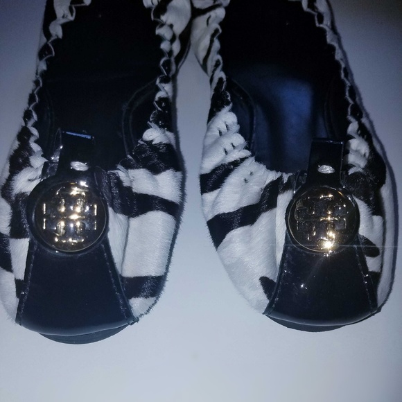 Tory Burch zebra print Abbey flats - Picture 3 of 4